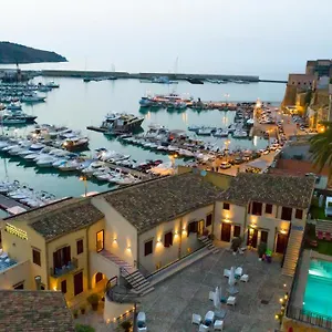 Cetarium 4*, Castellammare del Golfo Italien